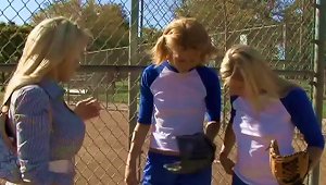 Blonde Lesbian Threesome For Cute Sportsy Toy Fucking Ass Lickers