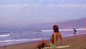 Tube Video Of A Girl From The Beach Coming In To Get Fucked